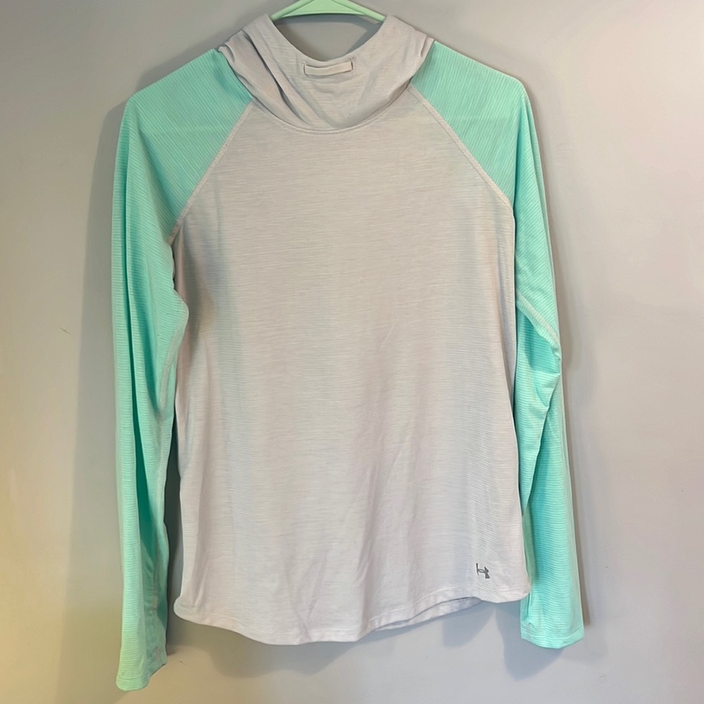 Awesome Under Armor Running Lightweight Hoodie